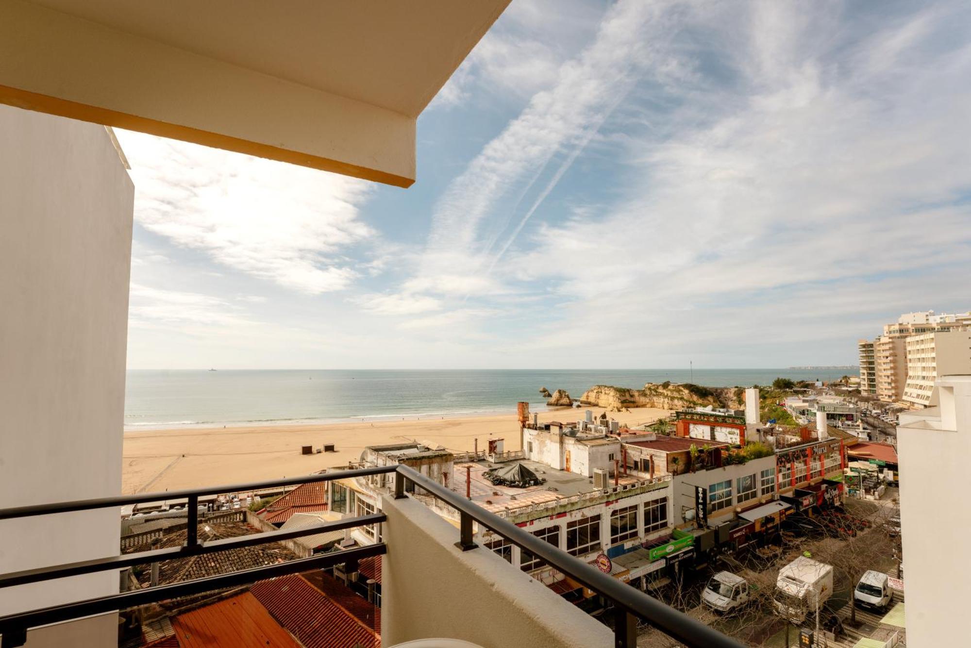Hotel Avenida Praia Portimão Exterior foto
